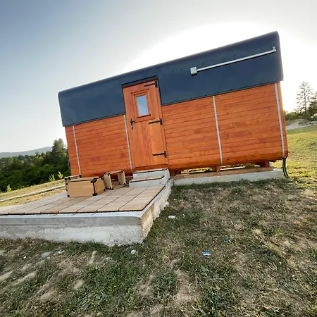 gostionica Petrovf Place *