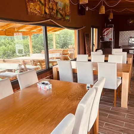 Petrovf Place Daljan