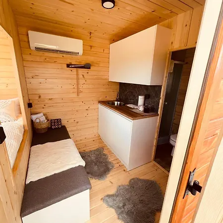 Petrovf Place gostionica