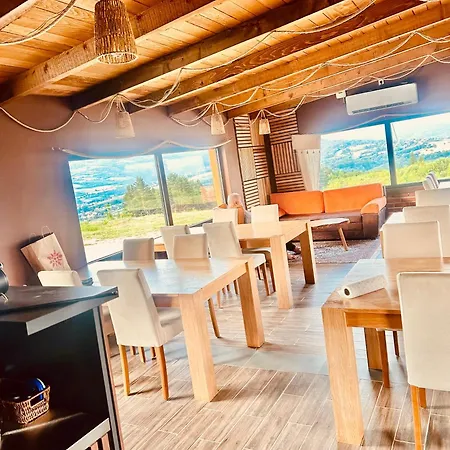 Zajazd Petrovf Place