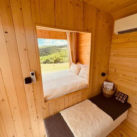 Petrovf Place Daljan