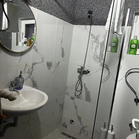 Petrovf Place Мини-отель