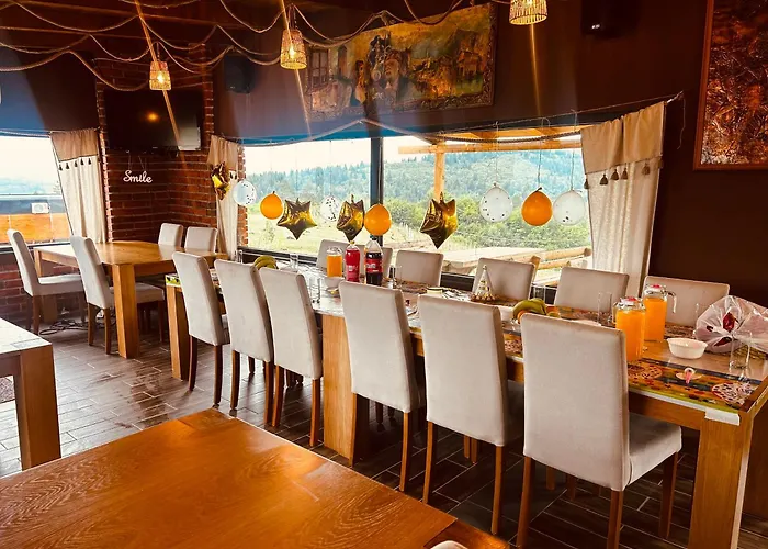 宾馆 Petrovf Place Daljan